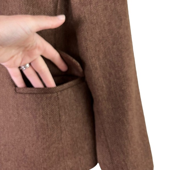 Talbots Faux Fur Collar Wool Herringbone Tweed Button Front Jacket in Brown Sz 8 - Picture 9 of 15